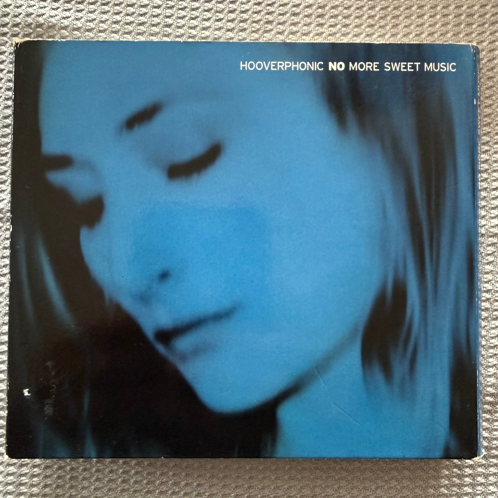 Dubbel cd Hooverphonic, Ophalen, Zo goed als nieuw