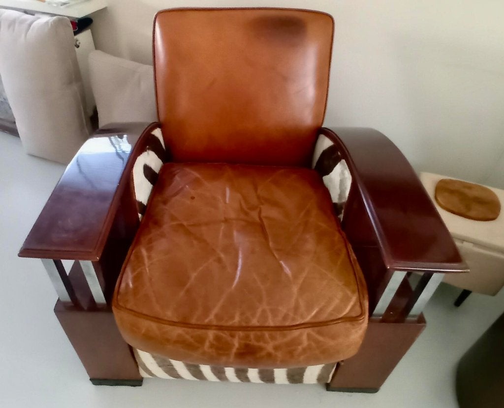 Koloniale art deco fauteuil, Ophalen