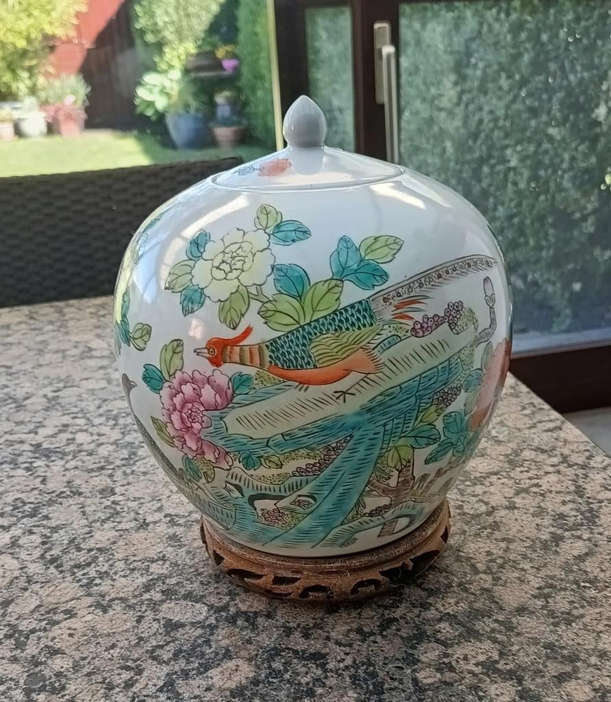Mooie Chinese pot, Enlèvement
