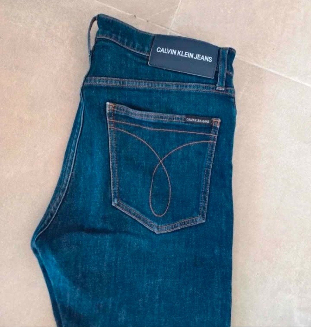 Jeans calvin klein homme en parfait état, Vêtements | Hommes, Jeans, Comme neuf, Enlèvement, Bleu, Autres tailles de jeans