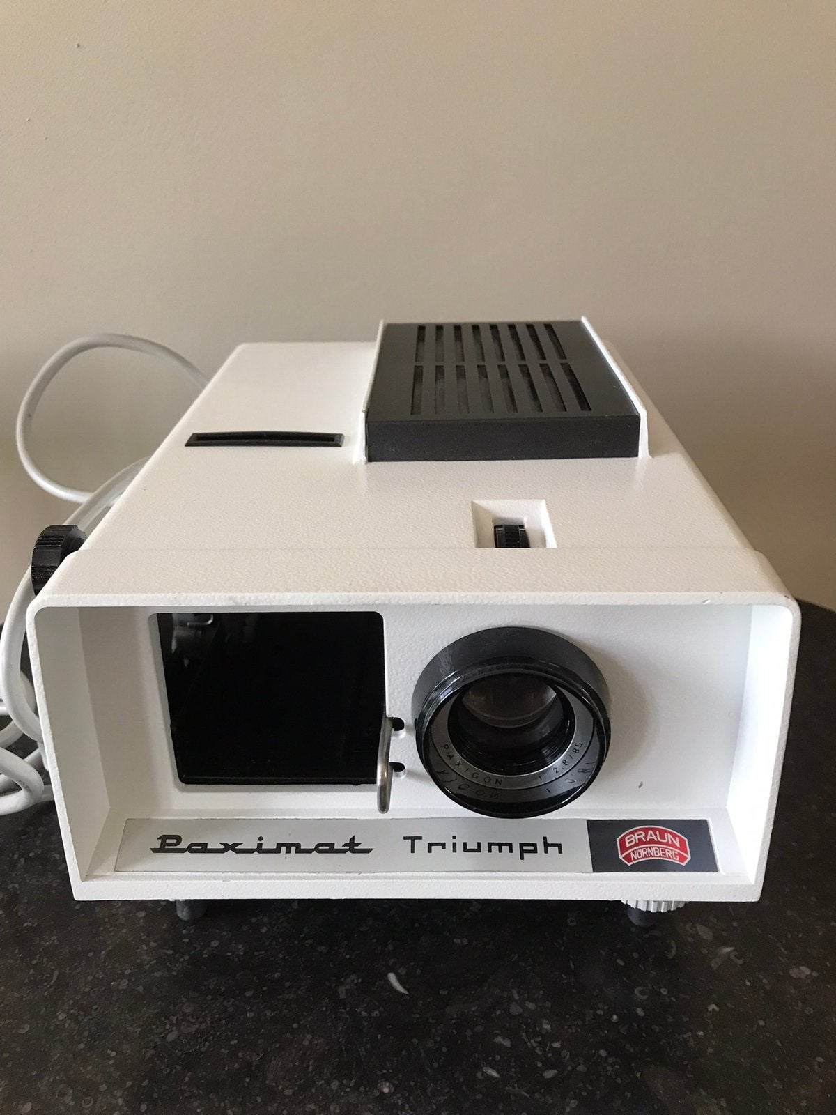 Diaprojector Triumph, Audio, Tv en Foto, Ophalen, Zo goed als nieuw