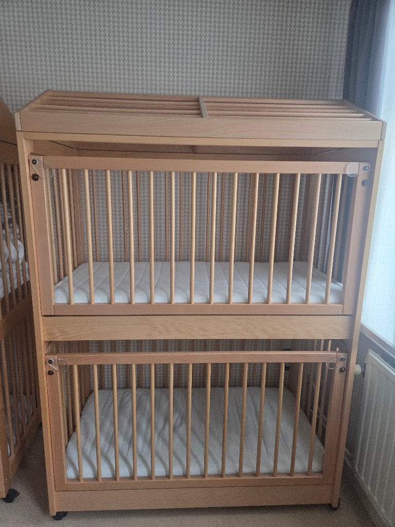 Stapelbed Hagenland met dakje, Enfants & Bébés, Enlèvement, Utilisé, Parc, Lit ou Berceau
