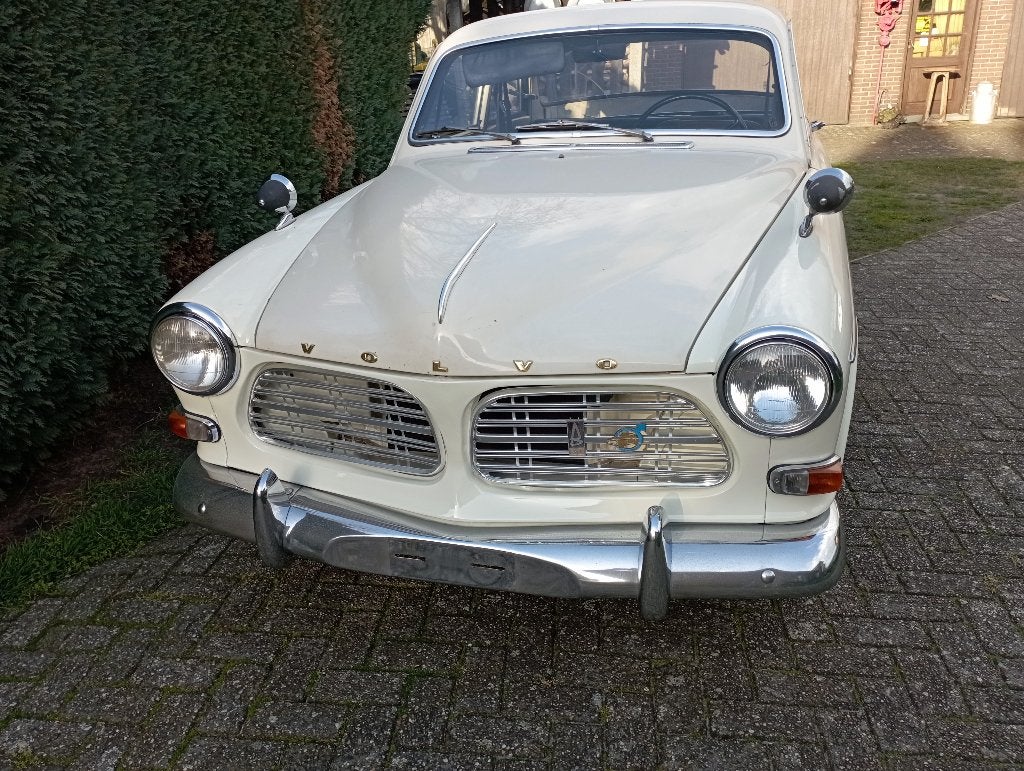 MOTEUR VOLVO AMAZONE B20 NO TRAVAIL, Autos, Attache-remorque, Boîte manuelle, 2 portes, Particulier