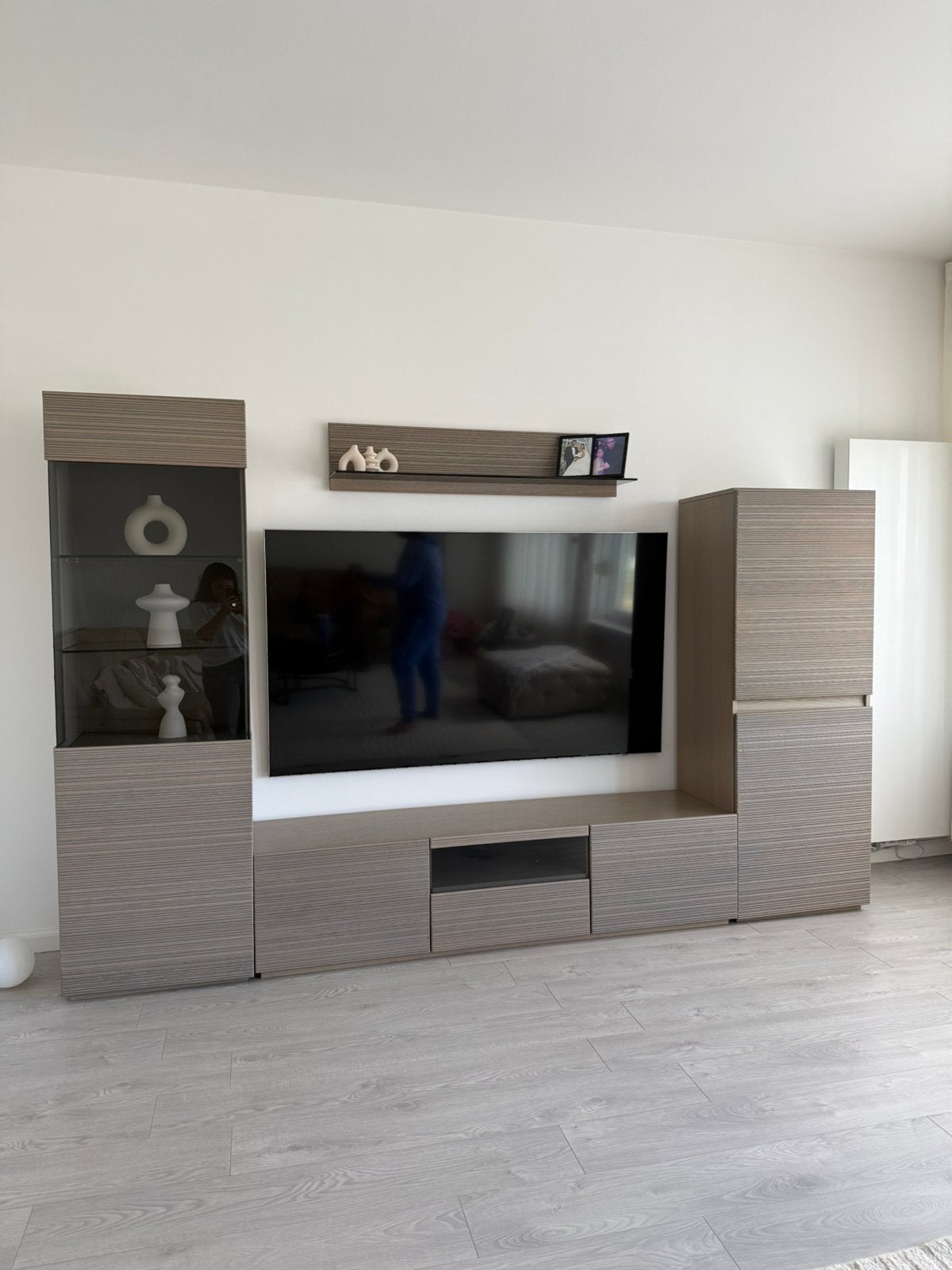 Ensemble meuble de tv, Enlèvement