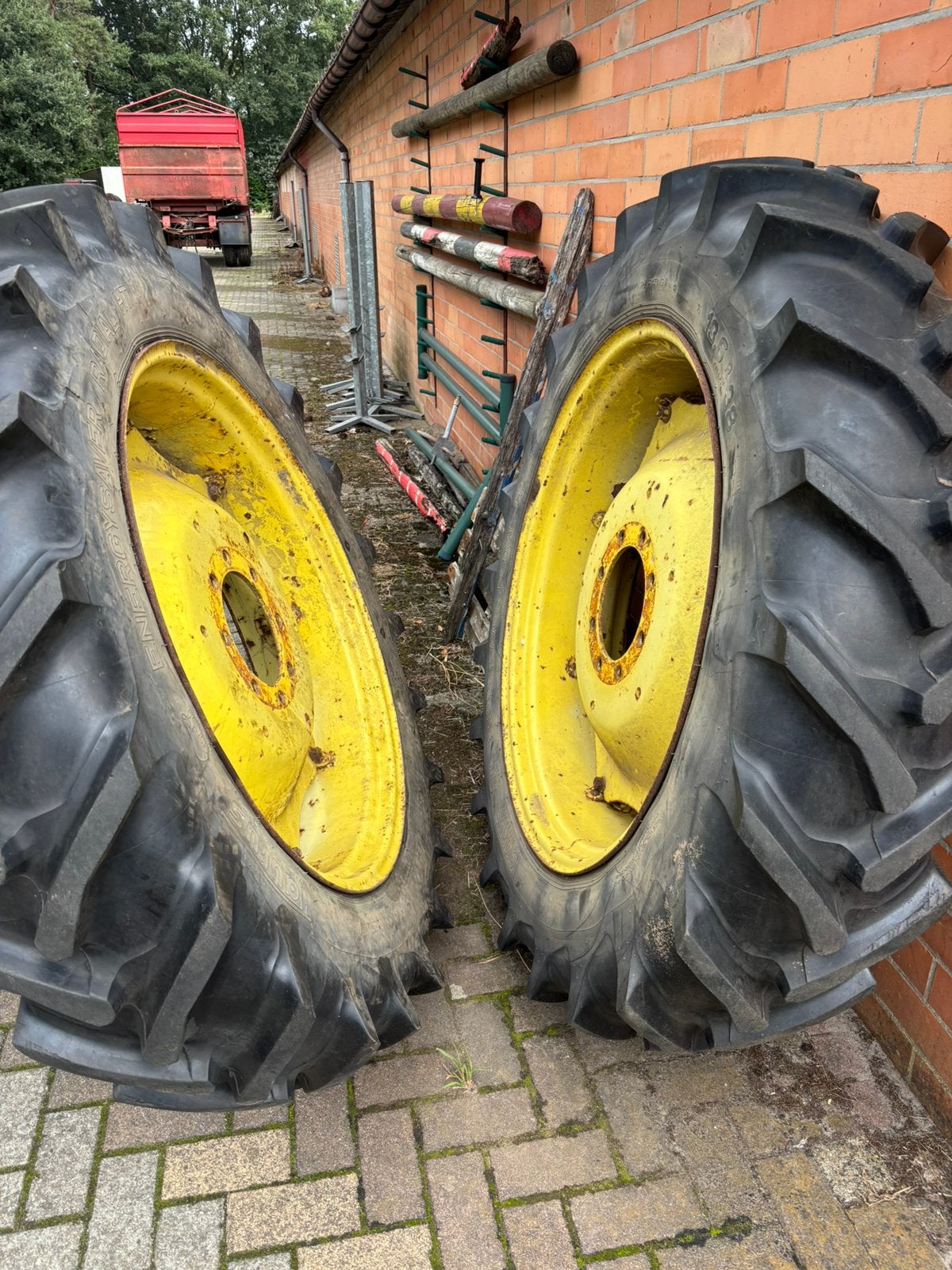 Tractor banden + velgen tekoop, Zakelijke goederen, Landbouw | Onderdelen | Banden, Velgen en Assen, Ophalen