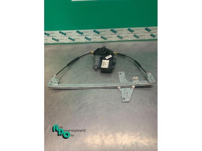 Mécanique vitre 4portes avant gauche d'un Peugeot 307 (307, Autos : Pièces & Accessoires, -, 3 mois de garantie, Utilisé, -
