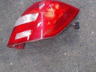 Feu arrière droit Skoda Fabia 2 2008-2010 LP/15279, Ophalen, Gebruikt, Skoda
