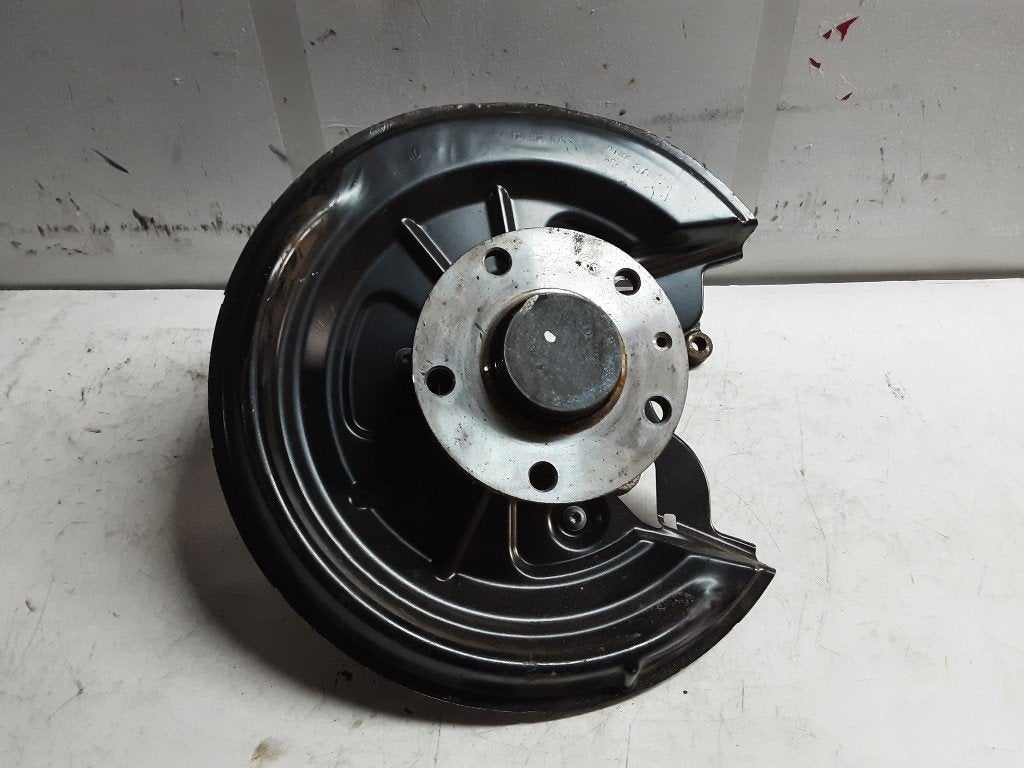 MOYEU DE ROUE ARRIÈRE GAUCHE Golf V (1K1) (1K0435N), Volkswagen, Mevr. I. Hauben, Utilisé, Rue de l'Espoir 34 34
4030  GRIVEGNÉE, BE