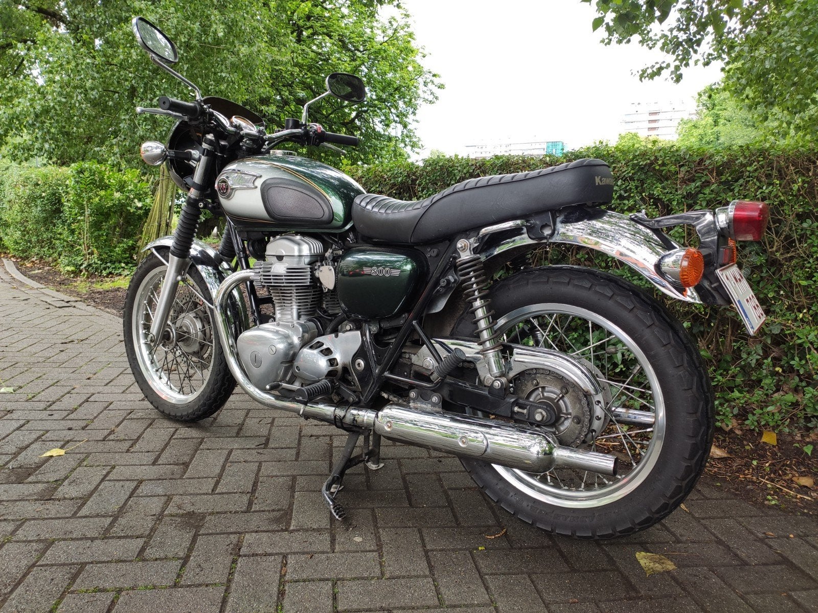 Kawasaki W800 2011, Motos