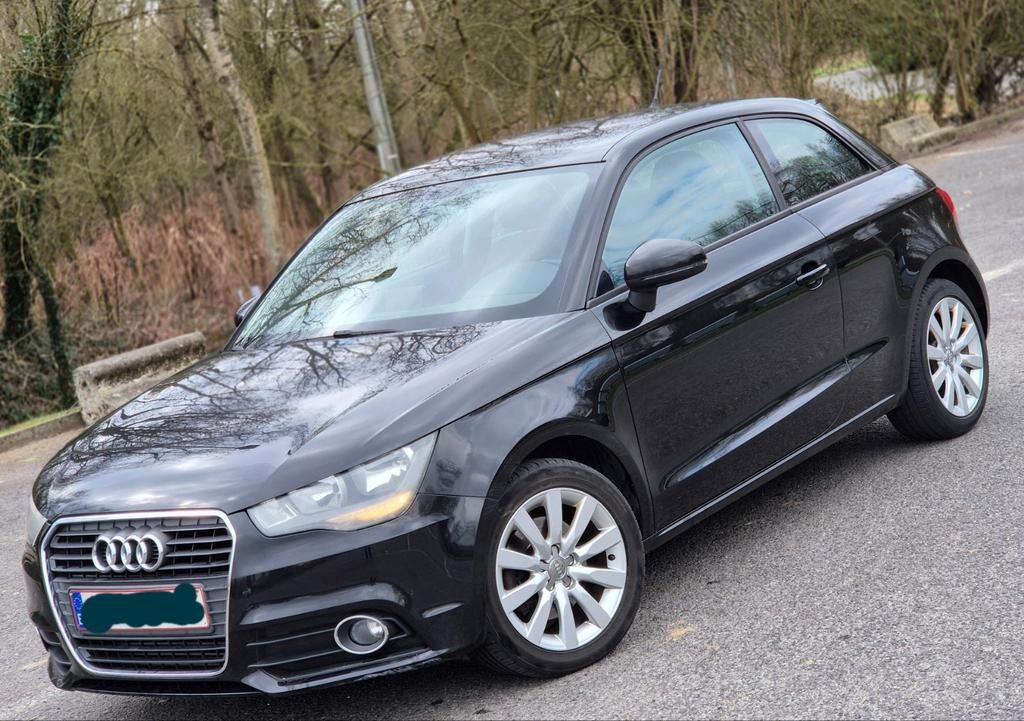 Audi A1 16tdi 2010.130mkm 1prop gps clima Cruise 4700€, Autos, Audi, Euro 5, A1, Boîte manuelle, Noir