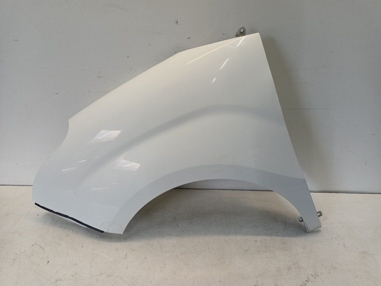 Voorscherm links Fiat Doblo, Onderdelen@venauto.nl, Van der Ven Autorecycling B.V., Ettenseweg 76, 4706 PB Roosendaal, The Netherlands