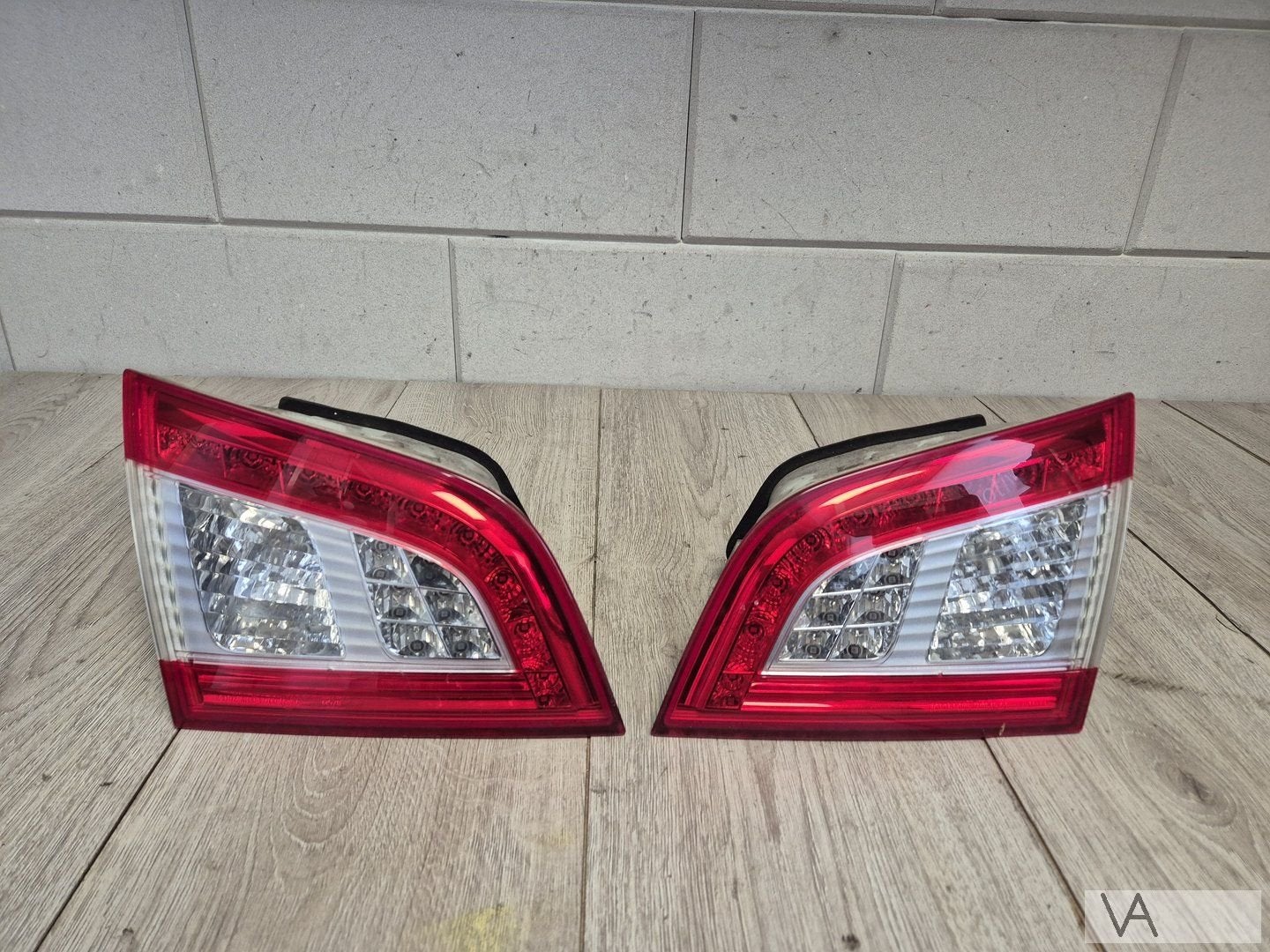 Peugeot 508 sw 2010 - 2018 achterlicht IN DE KLEP €50 /st, Gebruikt, -, -, Ophalen of Verzenden