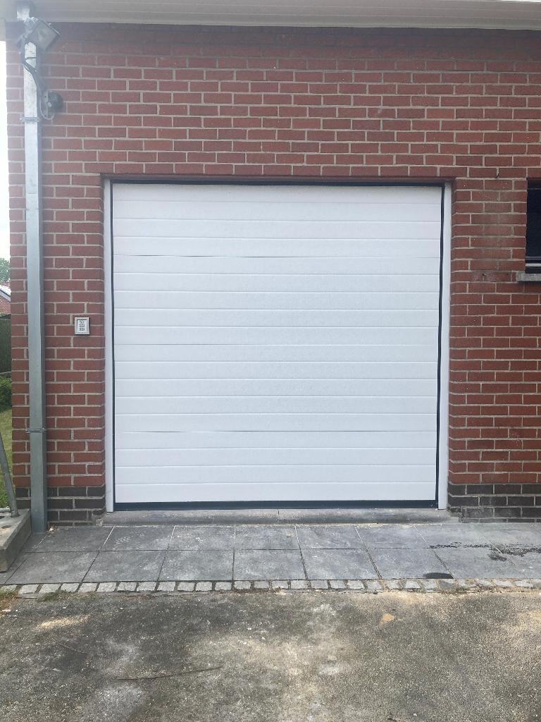Witte garagepoort (6jaar oud), Immo, Garages en Parkeerplaatsen, Provincie Oost-Vlaanderen