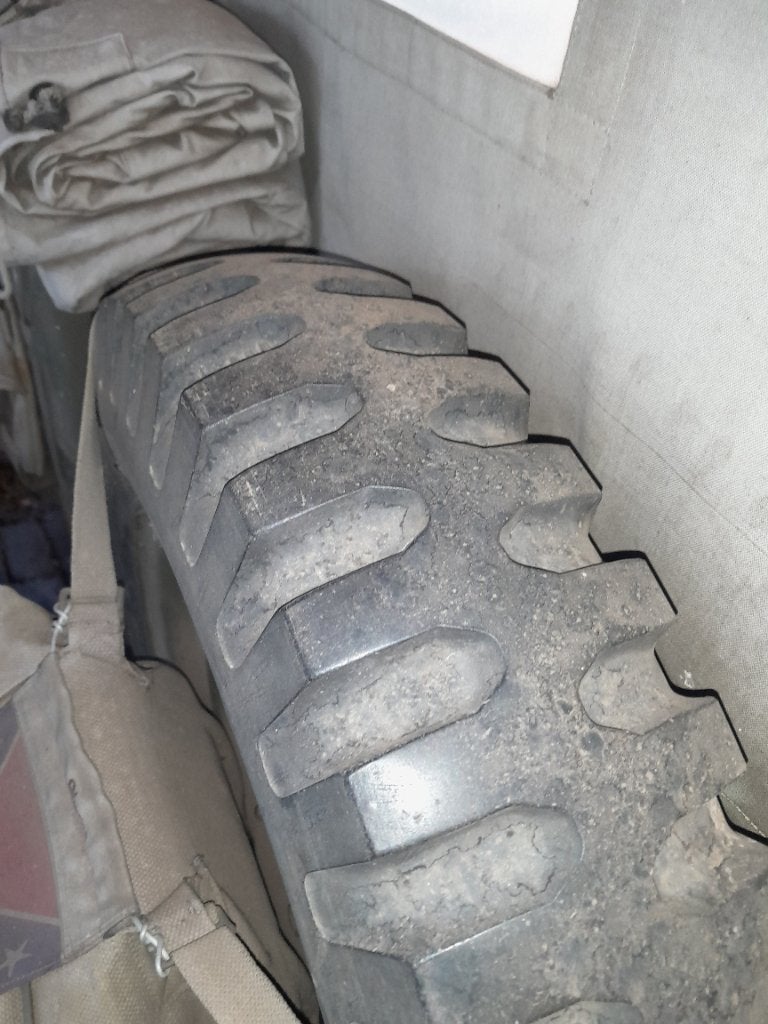 Gezocht Willy jeep banden, Autos, Particulier, Achat