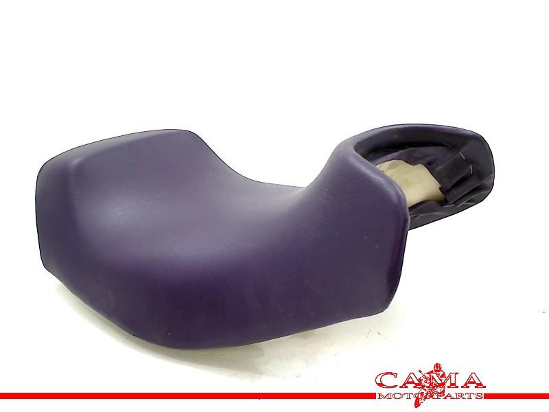 BUDDYSEAT VOOR Suzuki (45111-19C00), Dhr. S. di Majo, Gebruikt, Info@cama-motorparts.nl, P.J. Troelstraweg 8 8
3144 CX  MAASSLUIS, NL