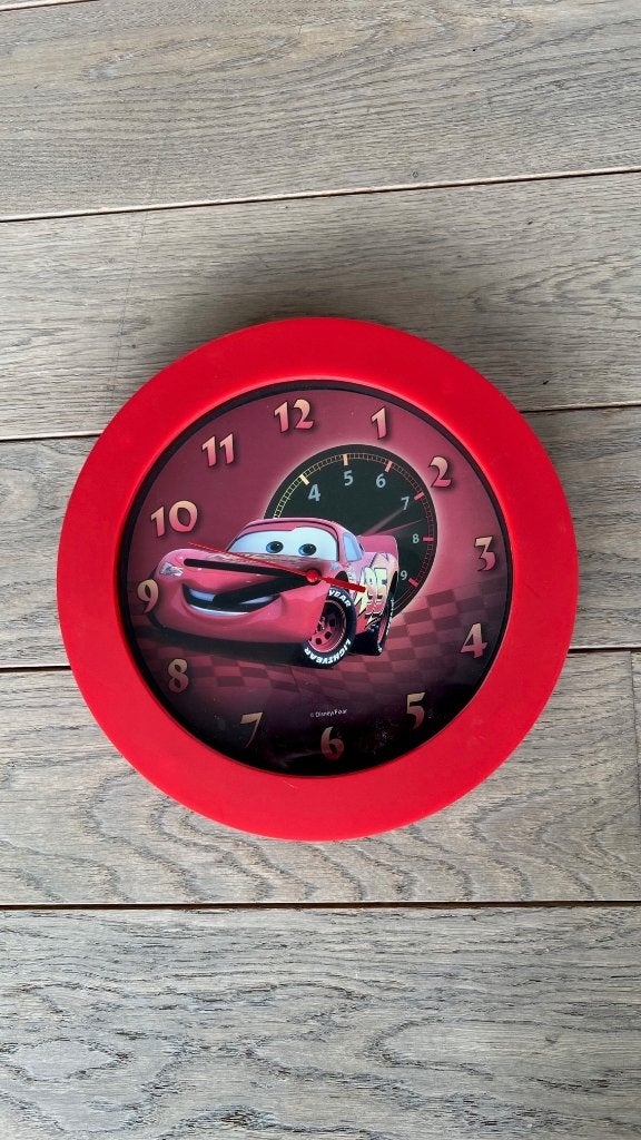 Klok „CARS” - Flash McQueen, Ophalen of Verzenden, Zo goed als nieuw, Klok