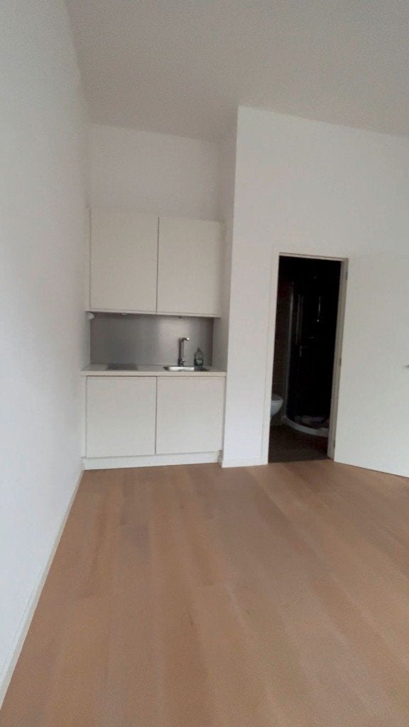 Bureau / salle d'étude à louer sur Bruxelles, 20 tot 35 m², Brussel