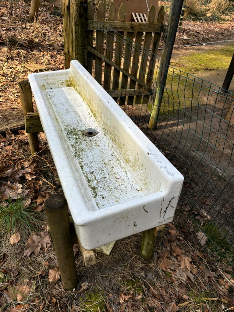 Drinkbak  of wasbak  in porselein   1,40m lang, Enlèvement, Utilisé