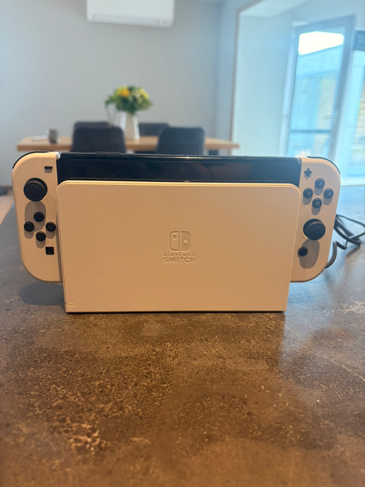 Nintendo Switch, Ophalen, Zo goed als nieuw, Met 2 controllers, Switch OLED