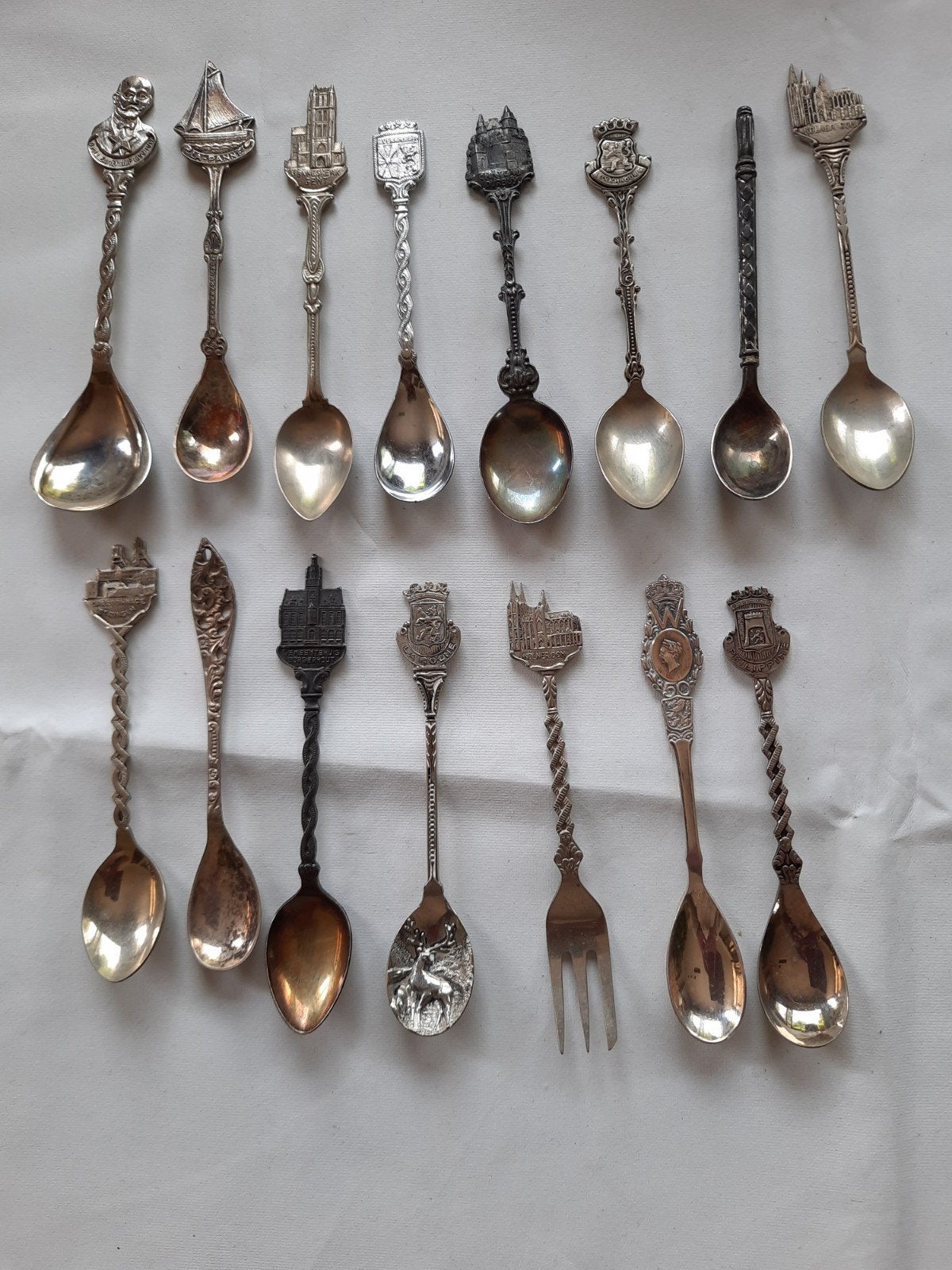 14 cuillères à souvenirs, Enlèvement ou Envoi
