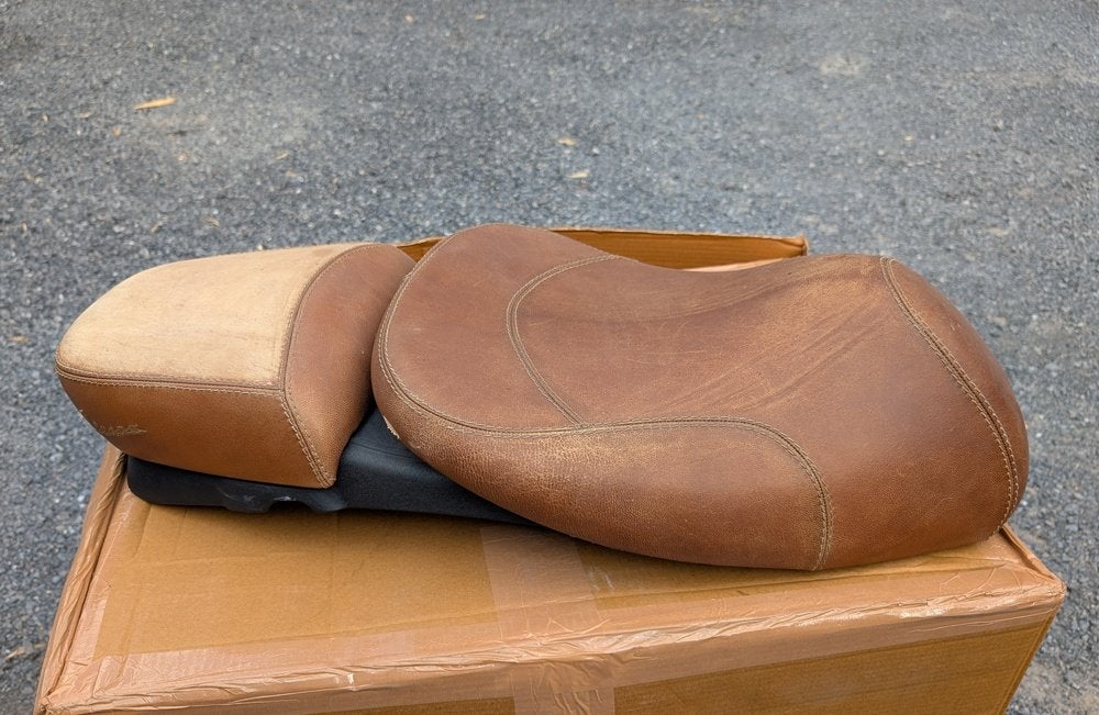 Selle Vespa GTV biplace en cuir., Enlèvement, Selle, Vespa