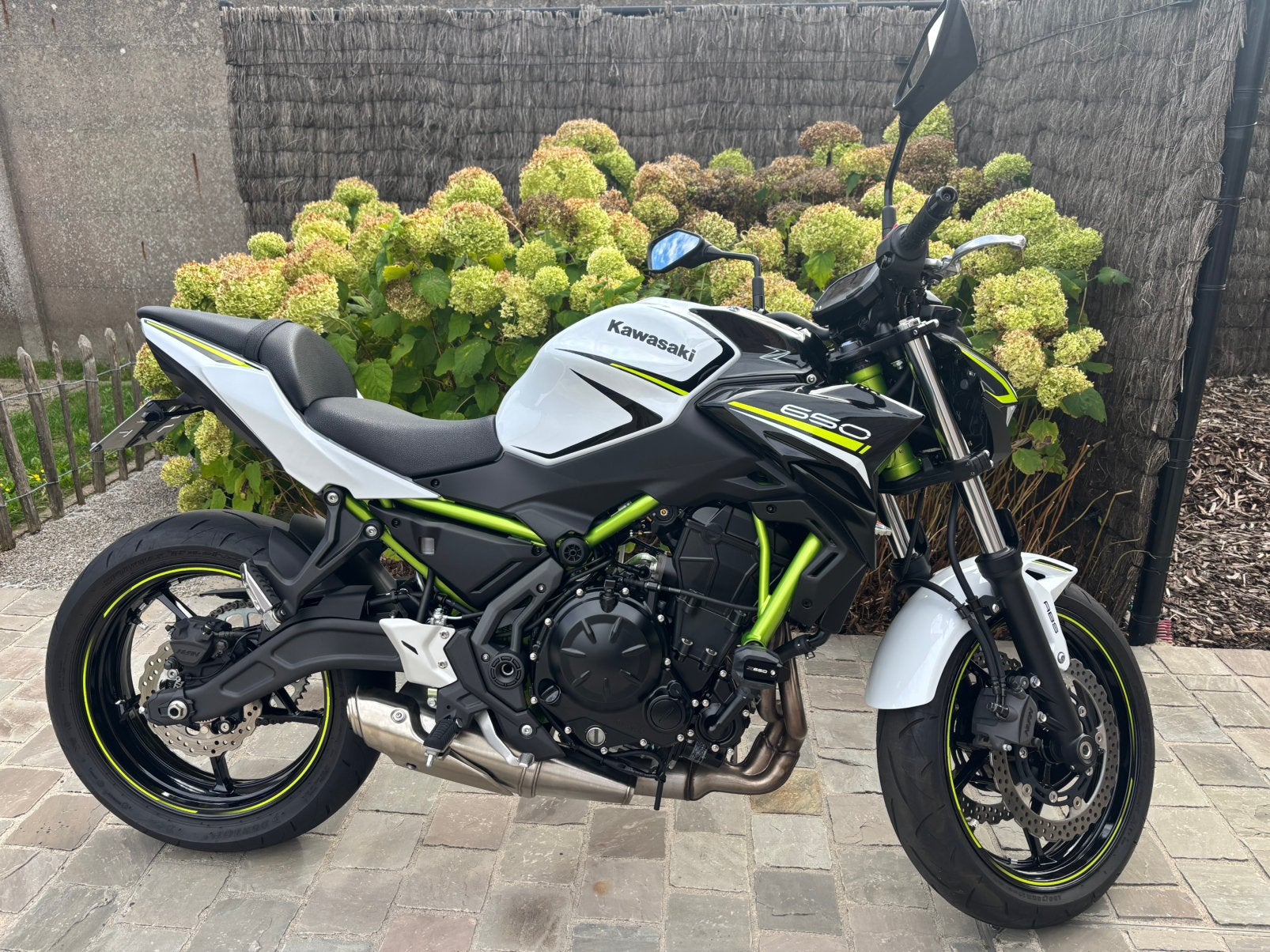 Kawasaki z650 nieuwstaat, Permis Moto A, Entreprise, Plus de 35 kW, 2 cylindres
