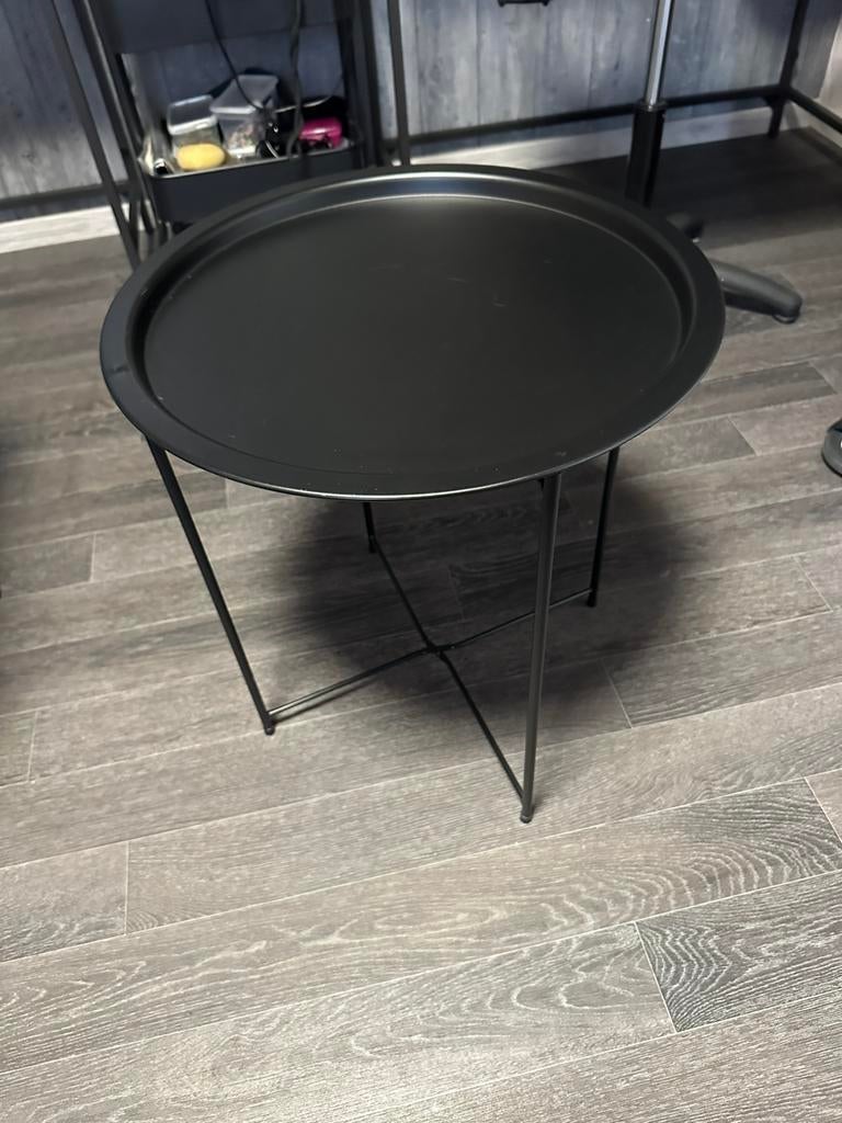Petite table, Maison & Meubles, Tables | Tables de salon, Enlèvement, Comme neuf