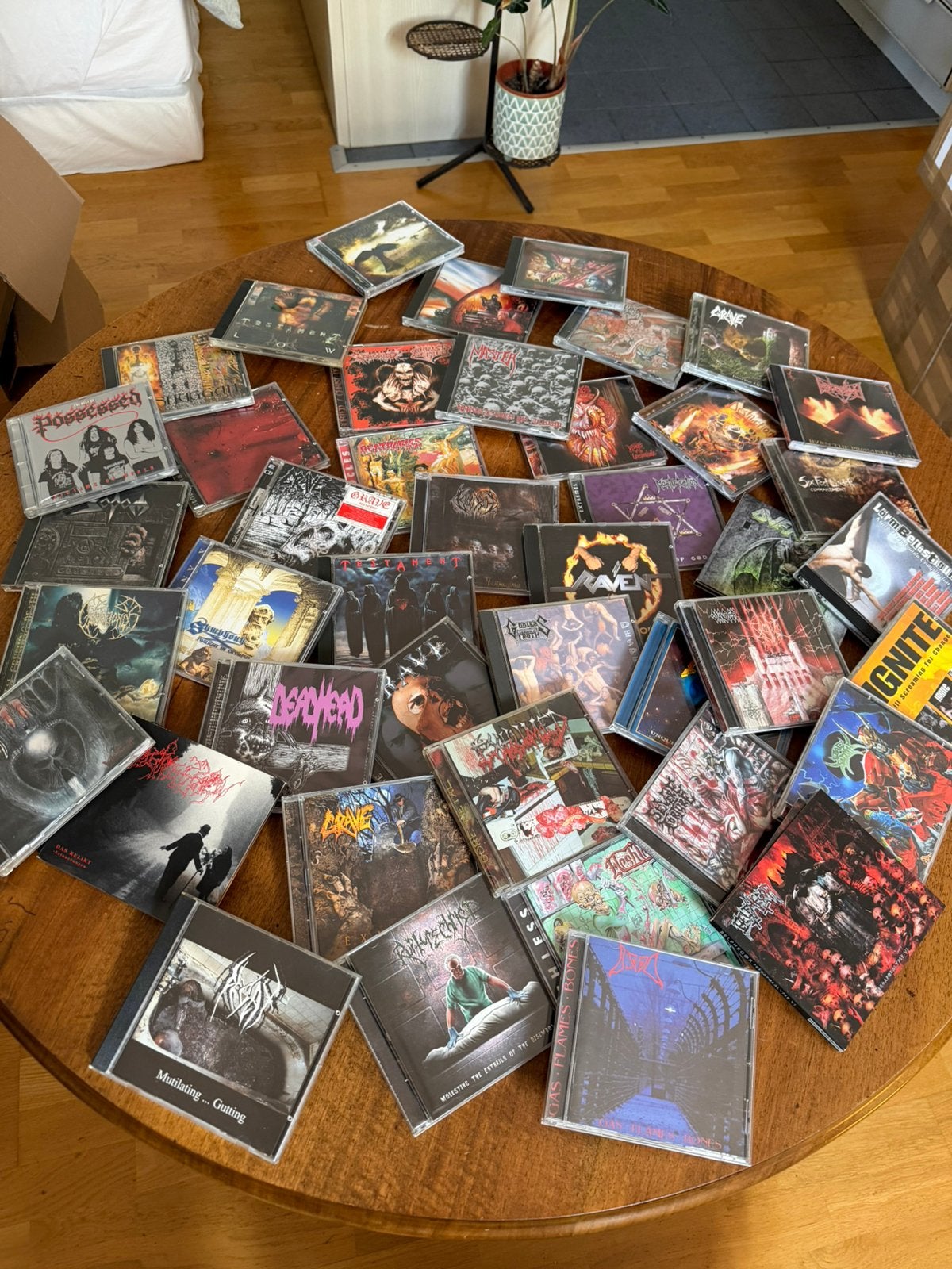 2100 death/crust/grind/gore/black/heavy metal cd’s te koop, CD & DVD, Envoi, Utilisé