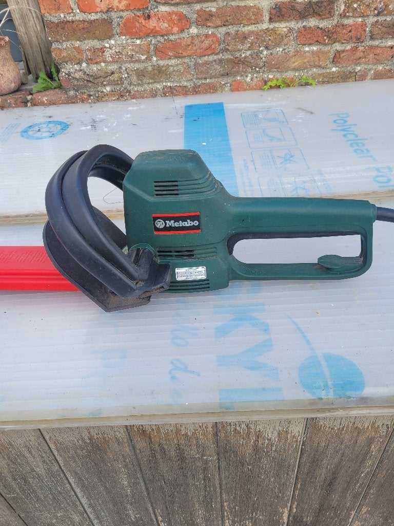 Heggeschaar, Jardin & Terrasse, Taille-haies, Enlèvement, Utilisé, Électrique, Metabo
