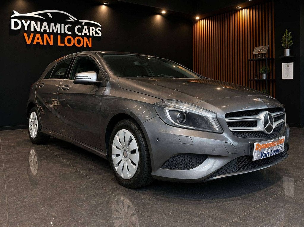 Mercedes-Benz A 180 109Pk Automaat, Camera, Pdc, Airco, Crui, Automaat, Stof, Gebruikt, Euro 6