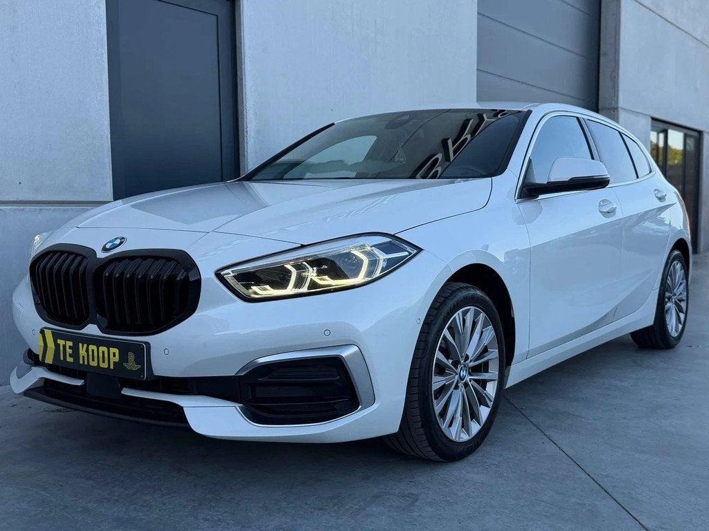 BMW 1 Serie 118 CarPlay*Led*Leder*DAB*Camera (bj 2021), Auto's, BMW, 100 kW, Gebruikt, Zwart, 136 pk