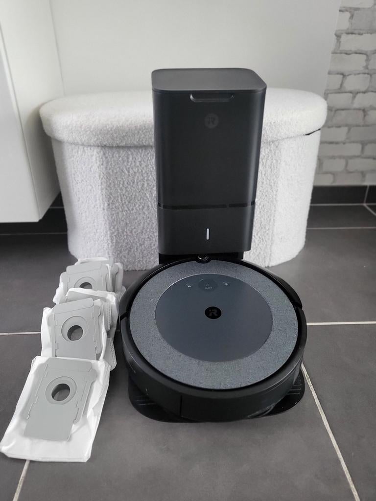 irobot i5+ stofzuiger (automatische vuilnisbak en 6 zakken), Elektronische apparatuur, Stofzuigers, Ophalen, Reservoir, Stofzuiger