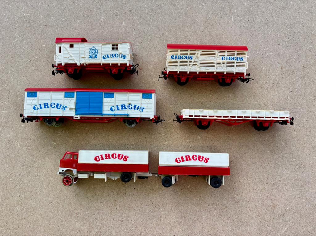 Convoi de trains CIRCUS PIKO HO, Enlèvement ou Envoi, Comme neuf, Piko