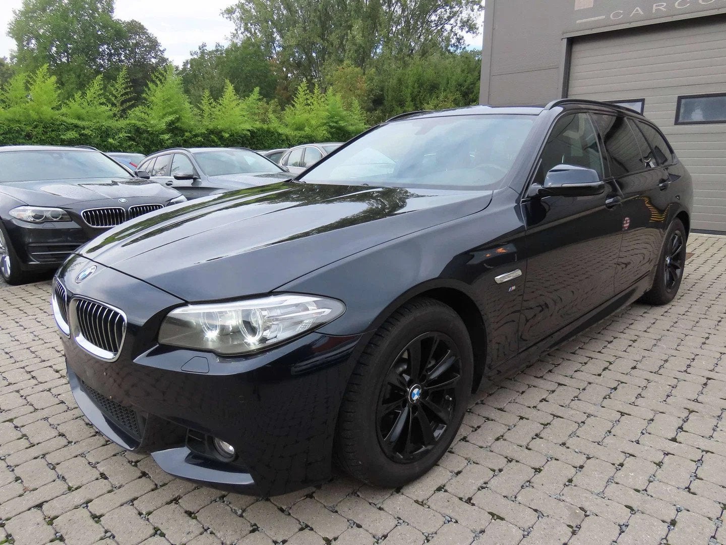 BMW 5 Serie 520 Touring 520 dA X-DRIVE (automatique), Autos, Cuir, https://public.car-pass.be/vhr/140fa178-0378-4548-9830-04f936378453
