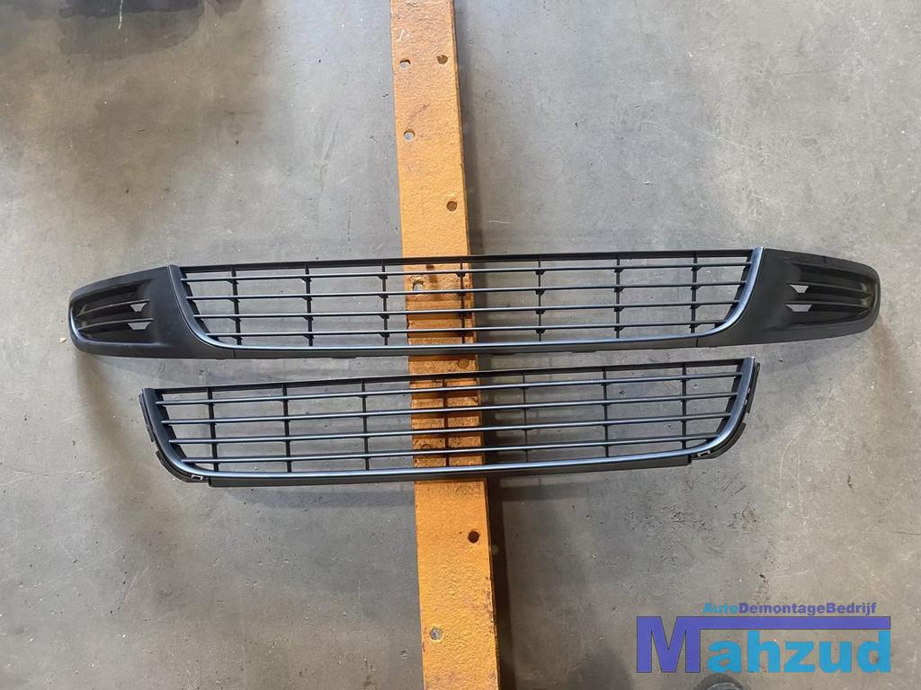 VW GOLF 6 Bumper rooster kap 5K0853665A 5K0853666A, Gebruikt, Volkswagen, Volkswagen AG, Vw@volkswagen.de