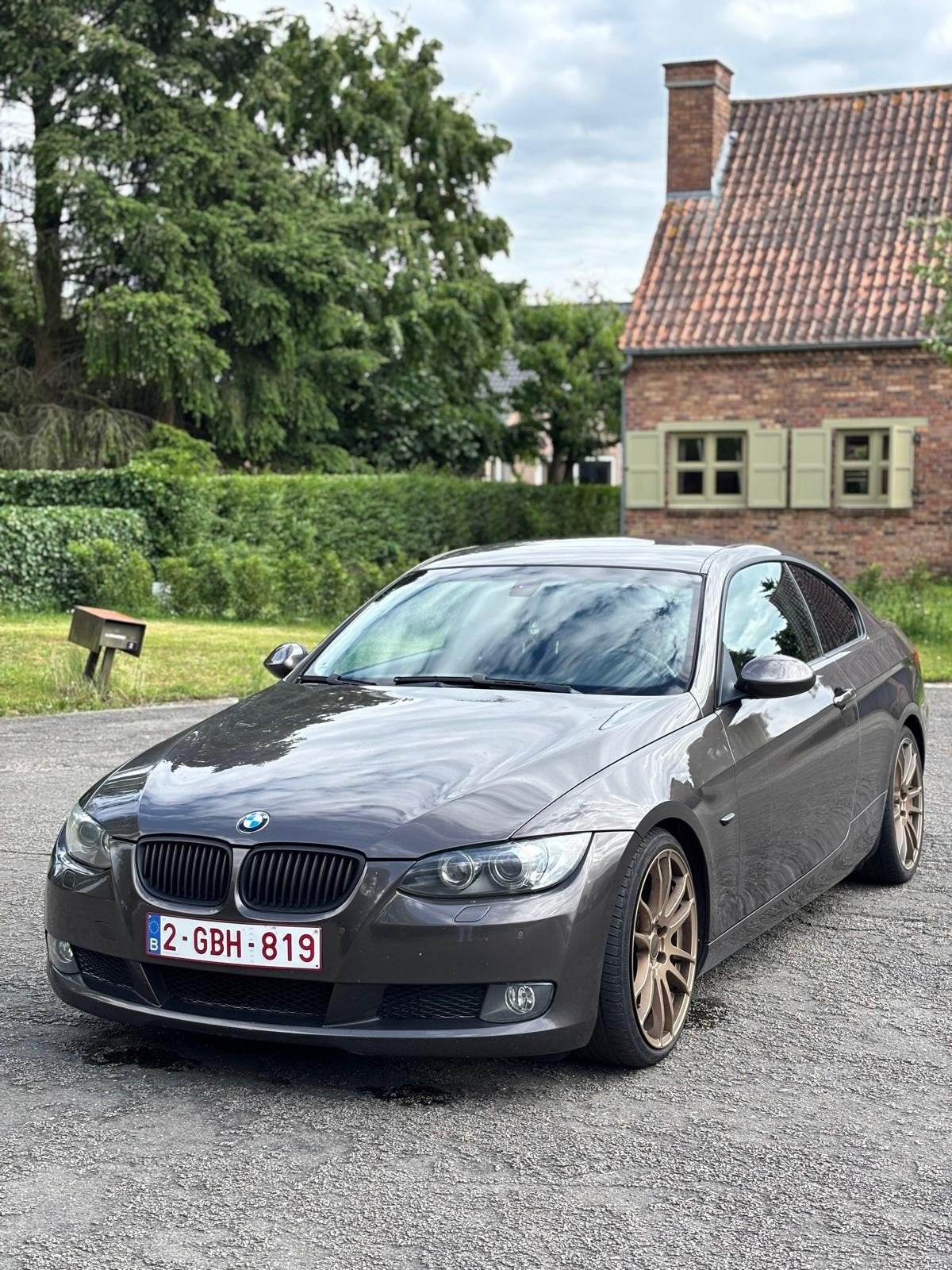 BMW 320i Coupé (E92) – 2009 – 178.000 km, Auto's, BMW, Coupé, Onderhoudsboekje, Ophalen