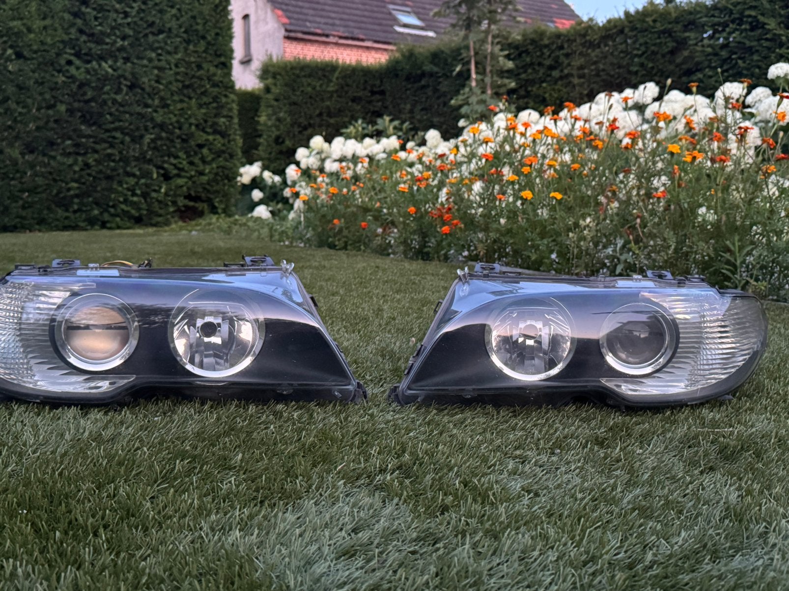 Phares gauche et droit d'origine de la BMW X5 E53, Autos : Pièces & Accessoires, Éclairage, BMW, Enlèvement ou Envoi