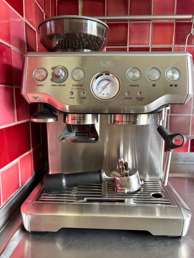 Solis Grind & Infuse Pro type 115, Electroménager, Cafetières, Utilisé, Café en grains, Machine à espresso, 2 à 4 tasses, Réservoir d'eau amovible