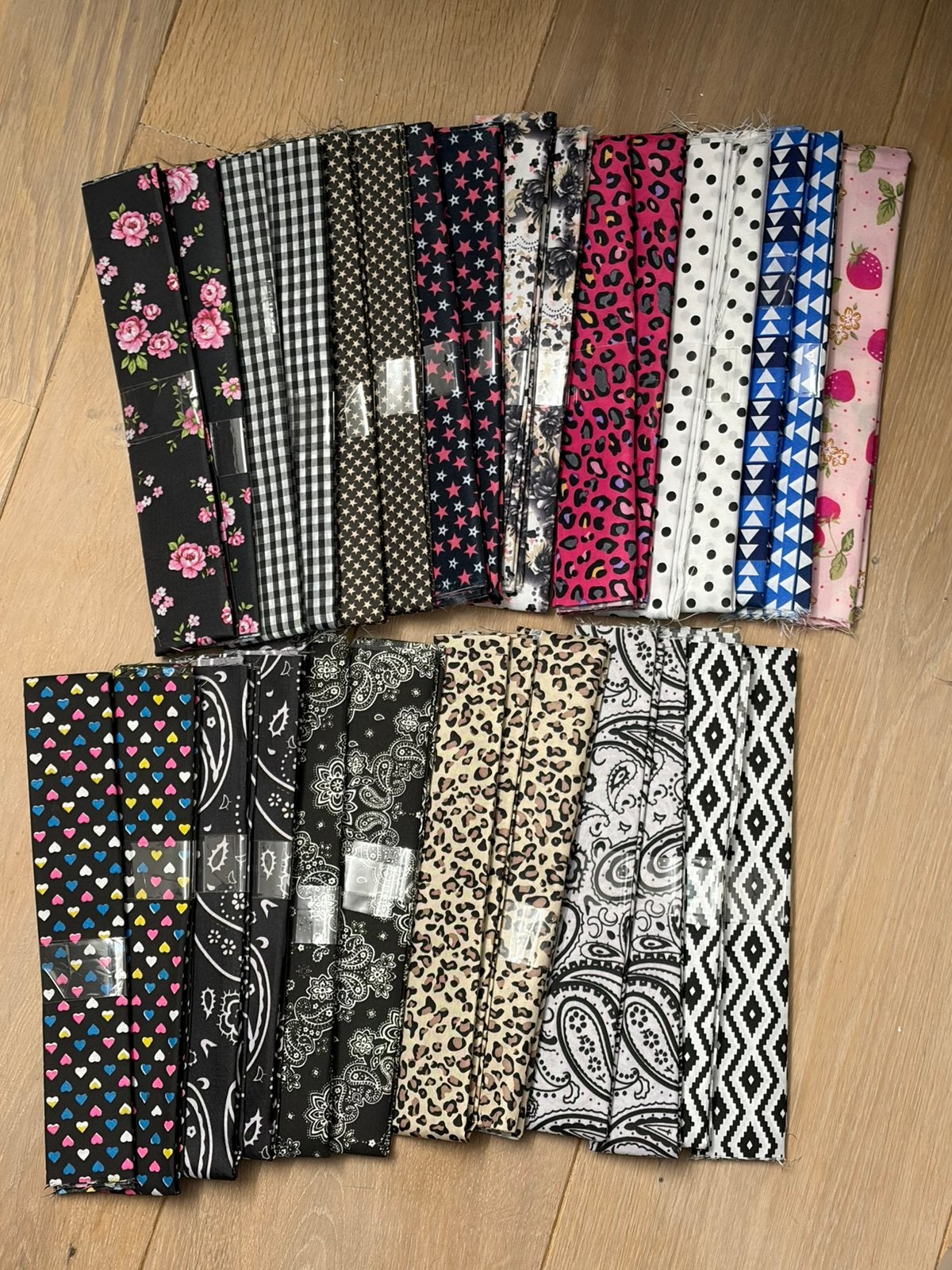 LOT Stoffen - 50 cm x 50 cm - 29 stuks, Nieuw, Ophalen of Verzenden, 30 tot 120 cm, Katoen