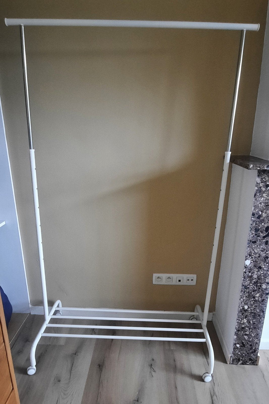Gratis kledingrek, Kleding | Dames, Kledingrekken, Ophalen
