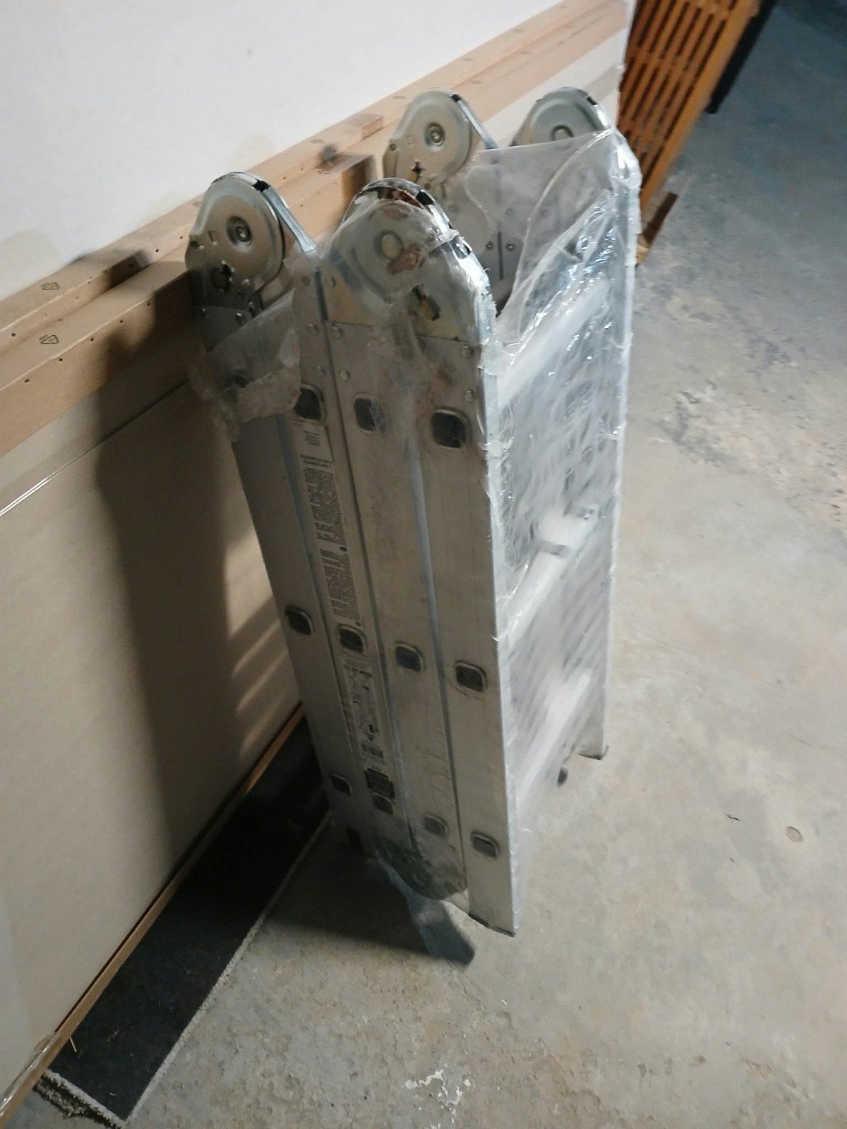 chargeur, Bricolage & Construction, Enlèvement, Échelle