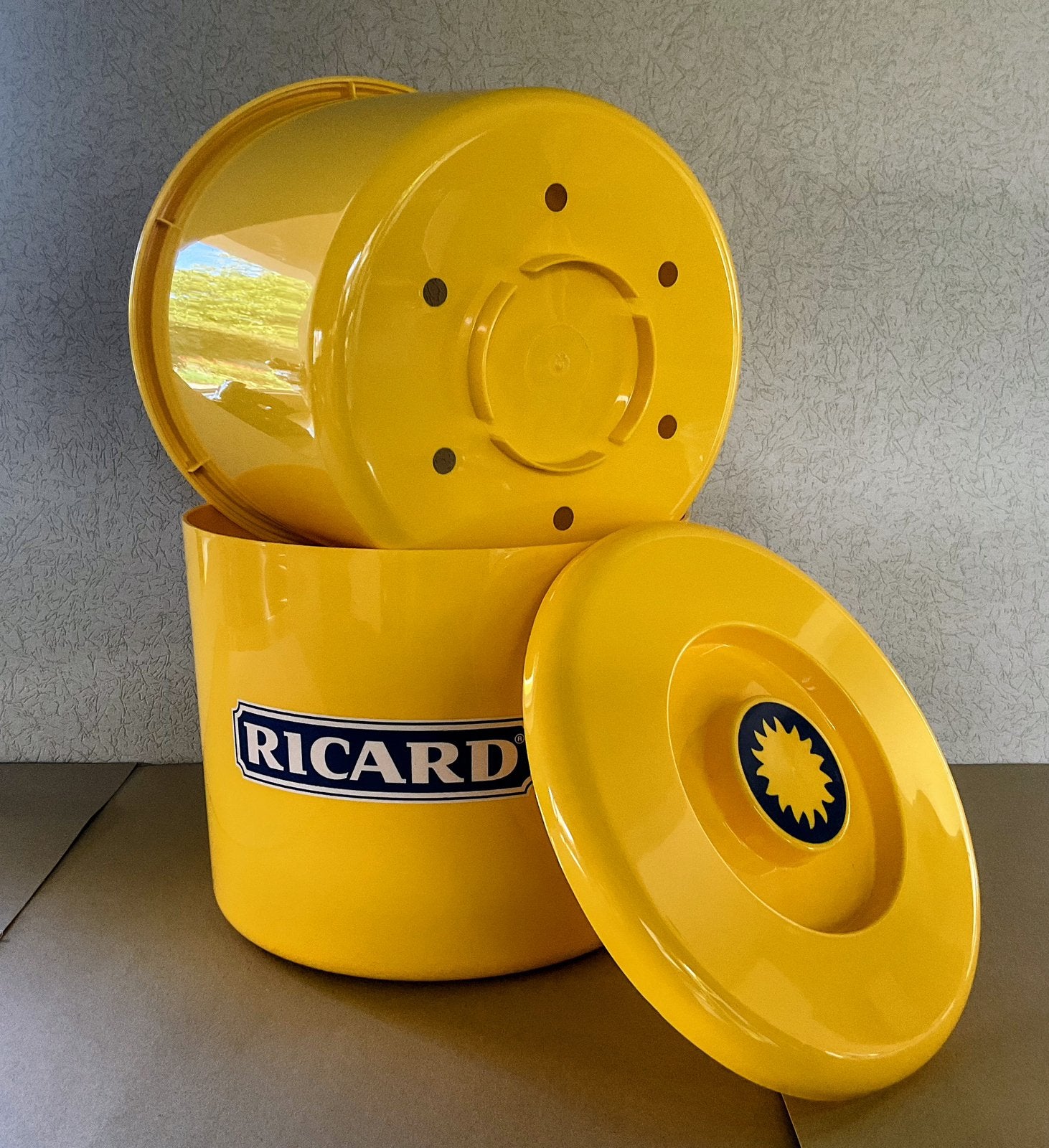Ricard ijsemmer groot, Verzamelen, Ophalen