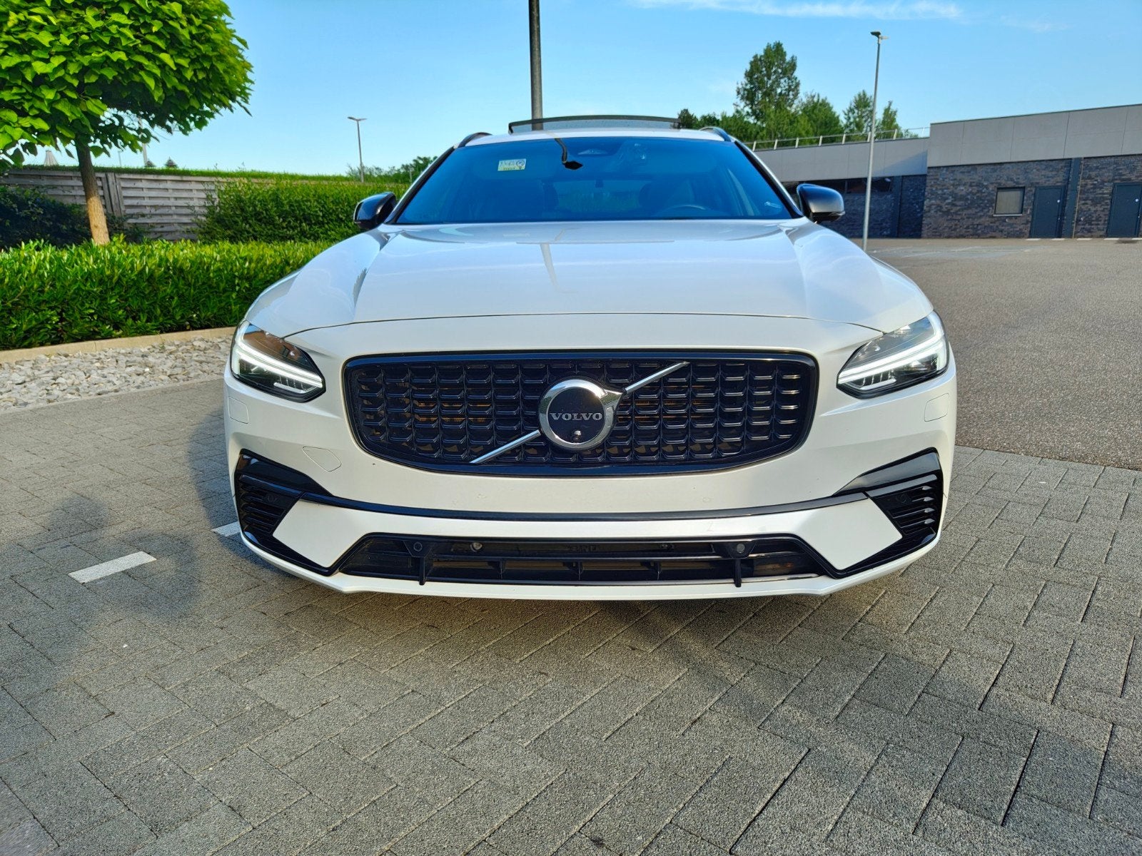 Volvo V90 R-disign AWD plug-in hybride met nog garantie, Autos, Cuir et Alcantara, V90, Noir, Automatique