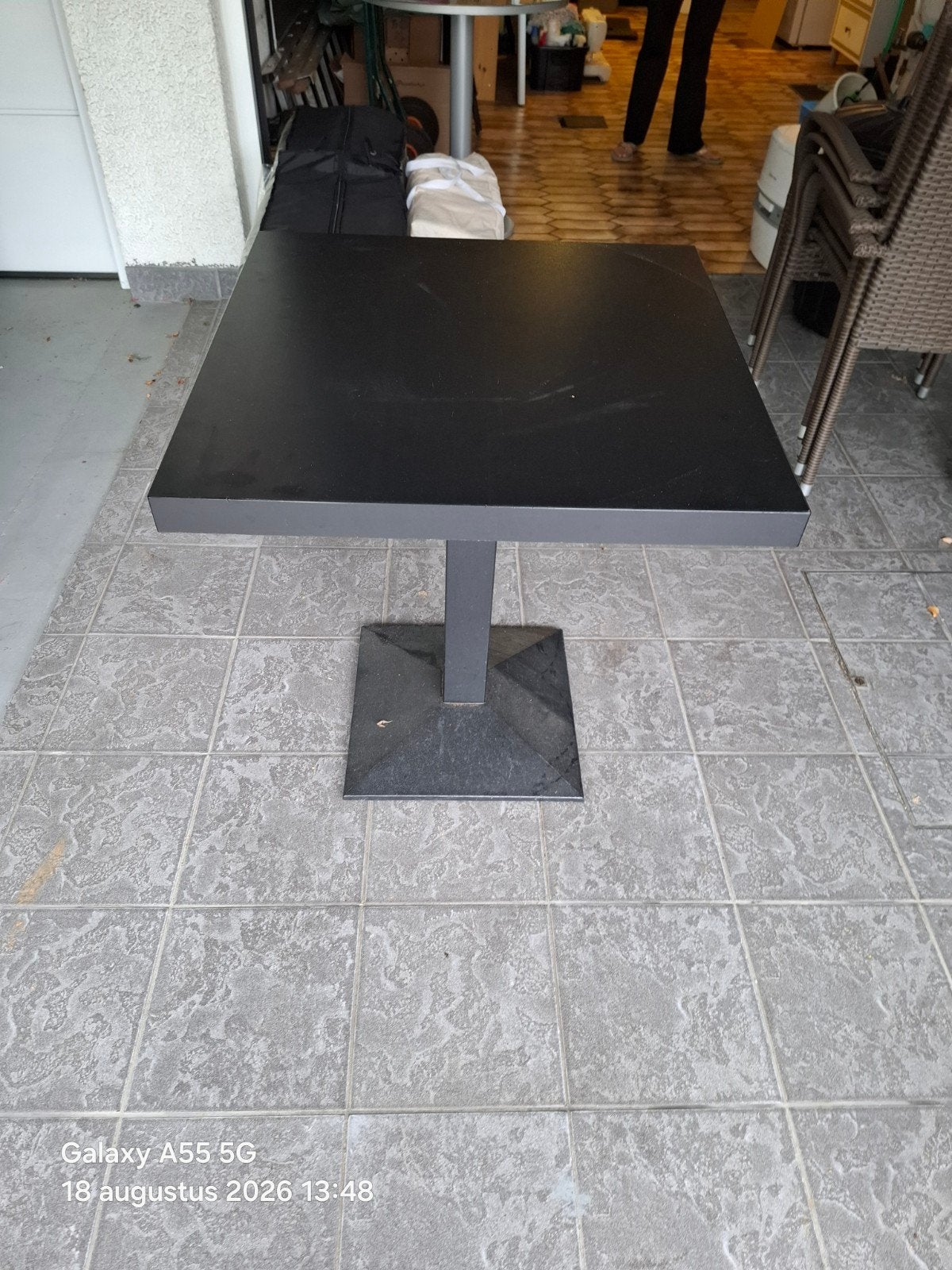 vierkante terrastafeltje, Tuin en Terras, Ophalen, Zo goed als nieuw, Vierkant
