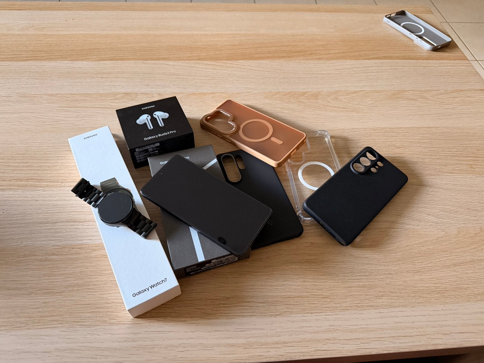 Samsung Galaxy S26 Ultra Galaxy Watch 7 44mm Galaxy Buds3Pro, Autres modèles, 10 mégapixels ou plus, Comme neuf, Enlèvement