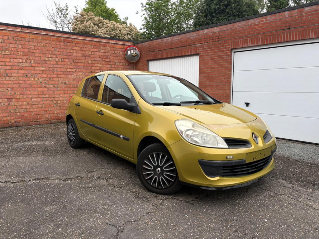 Renault Clio 3 - 1.2benzine - 160.000km, 1998 cc, Stof, Zwart, Overige kleuren