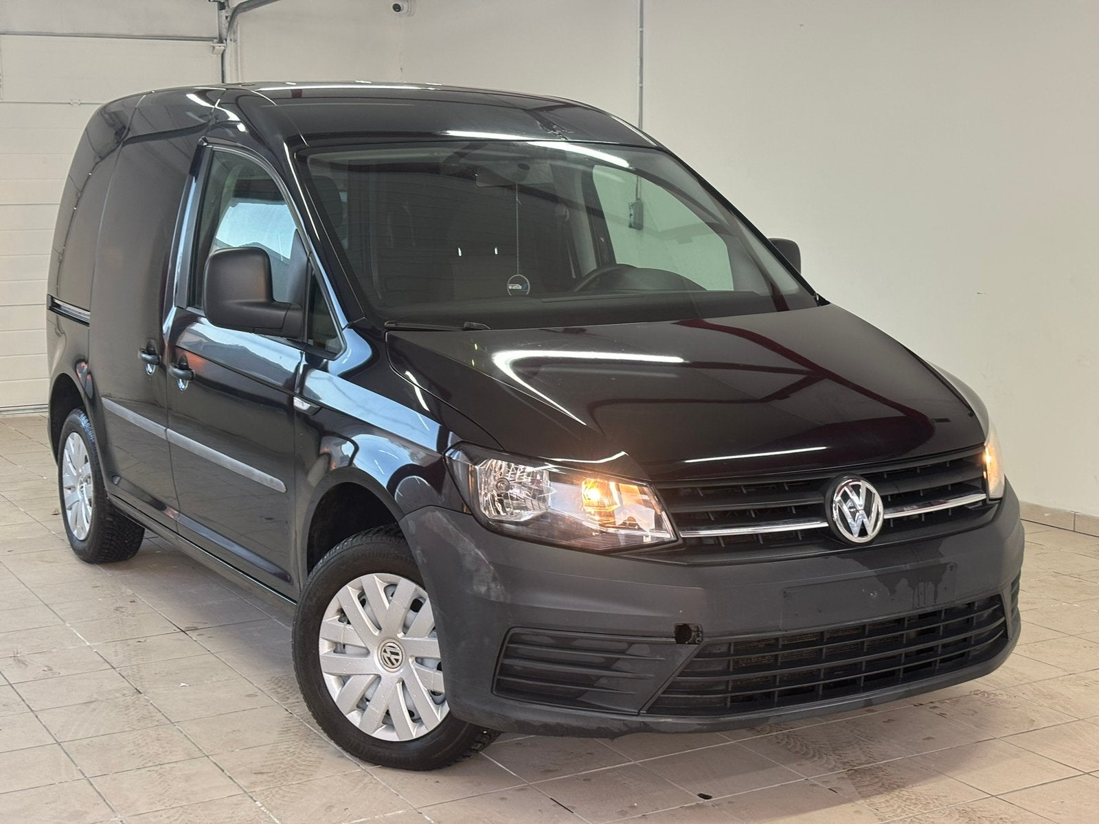 Vw caddy 2.0tdi 75pk jaar 2017 euro 6d, Auto's, Voorwielaandrijving, Stof, Euro 6, 4 cilinders