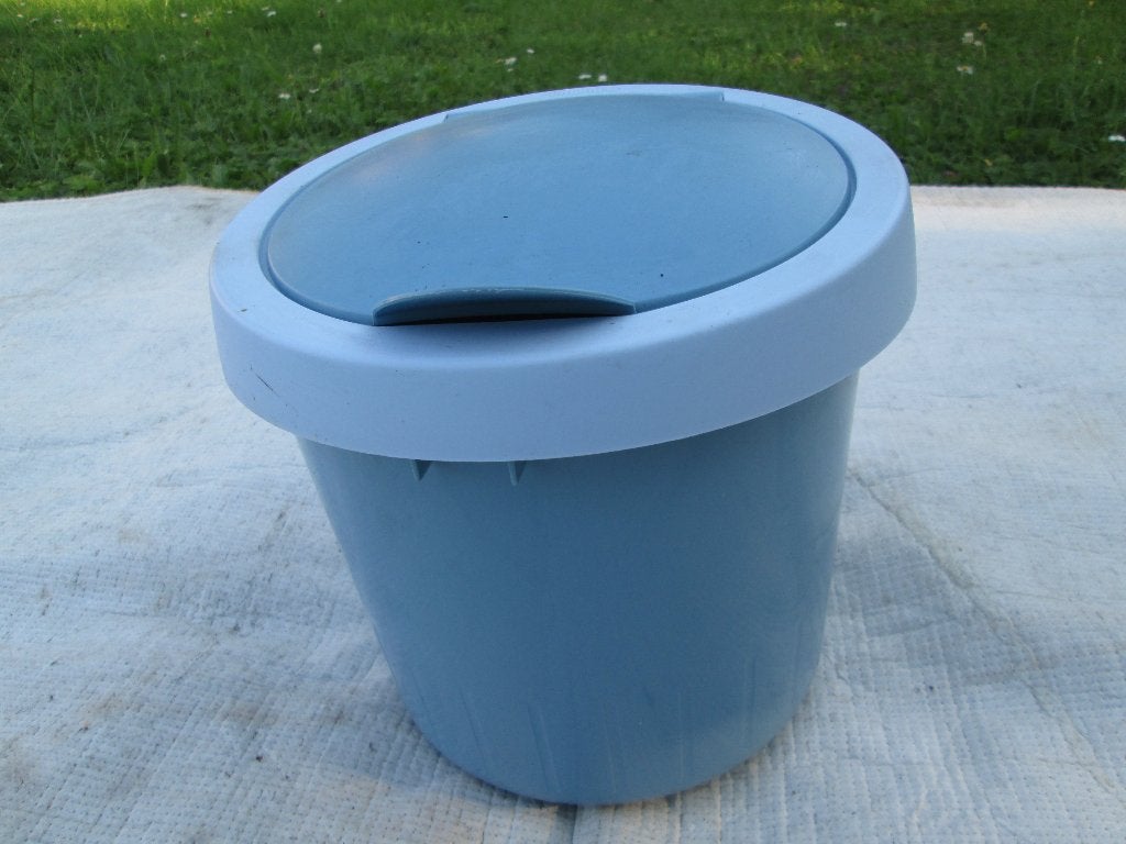 Poubelle de salle de bain "ALLIBERT"., Neuf, Autres marques, Accessoire de toilettes, Enlèvement