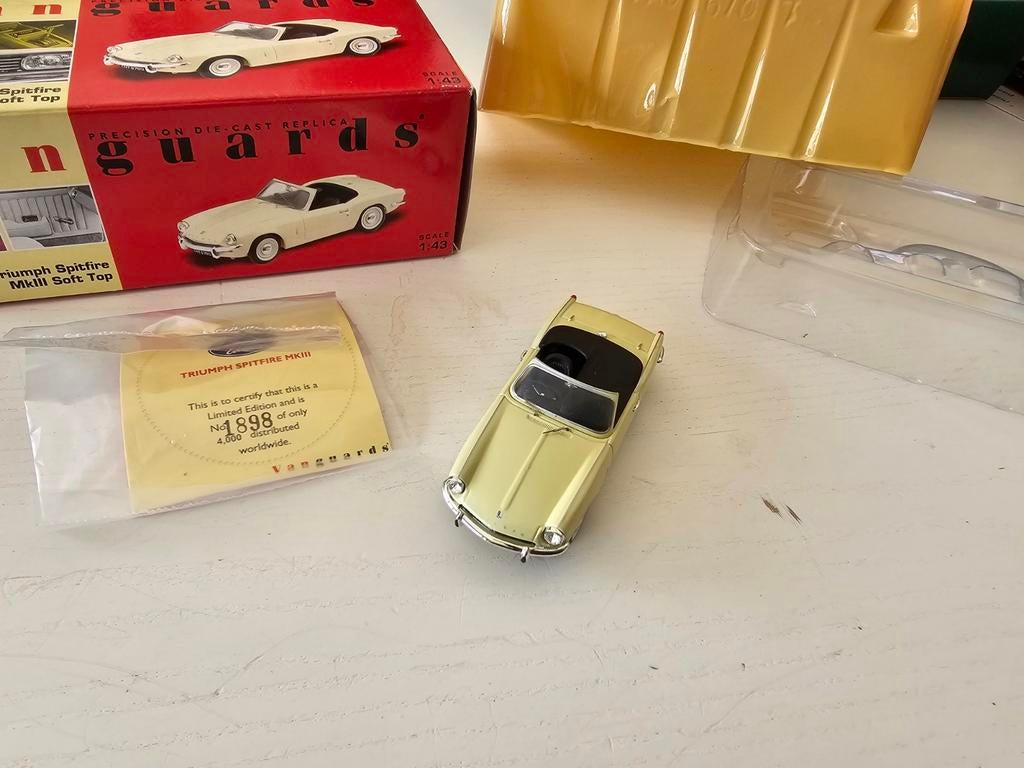 Maquette Vanguards à l'échelle 1:43 d'une Triumph Spitfire M, Enlèvement ou Envoi
