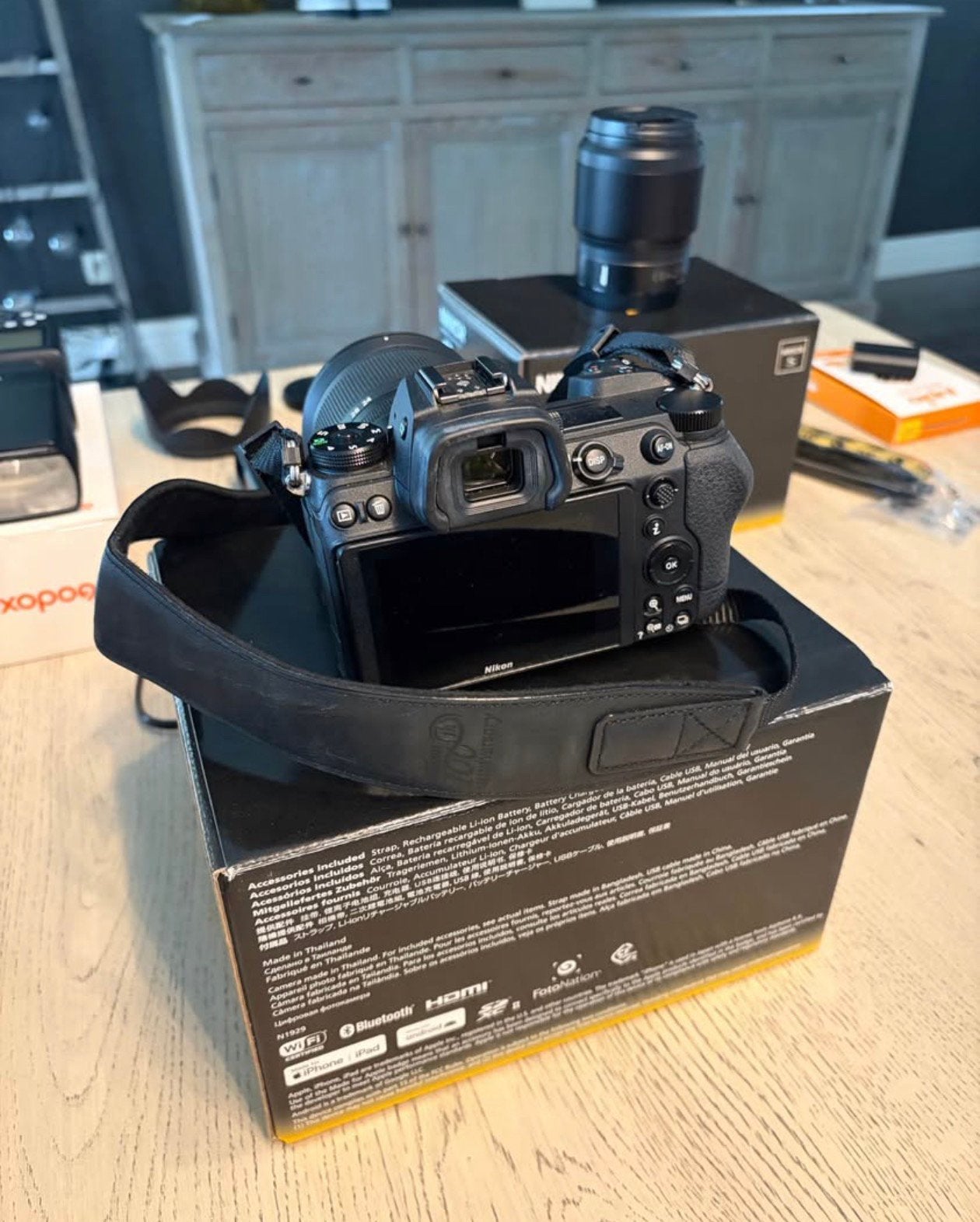 Nikon Z6 II + 2 lenzen + flitser en extra accessoires, Ophalen, Zo goed als nieuw, Oplader, Nikon